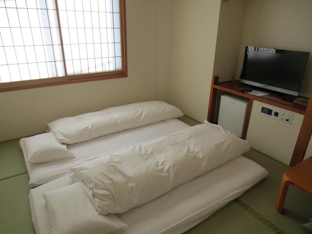 Hotel Minatoya Kōchi Chambre photo