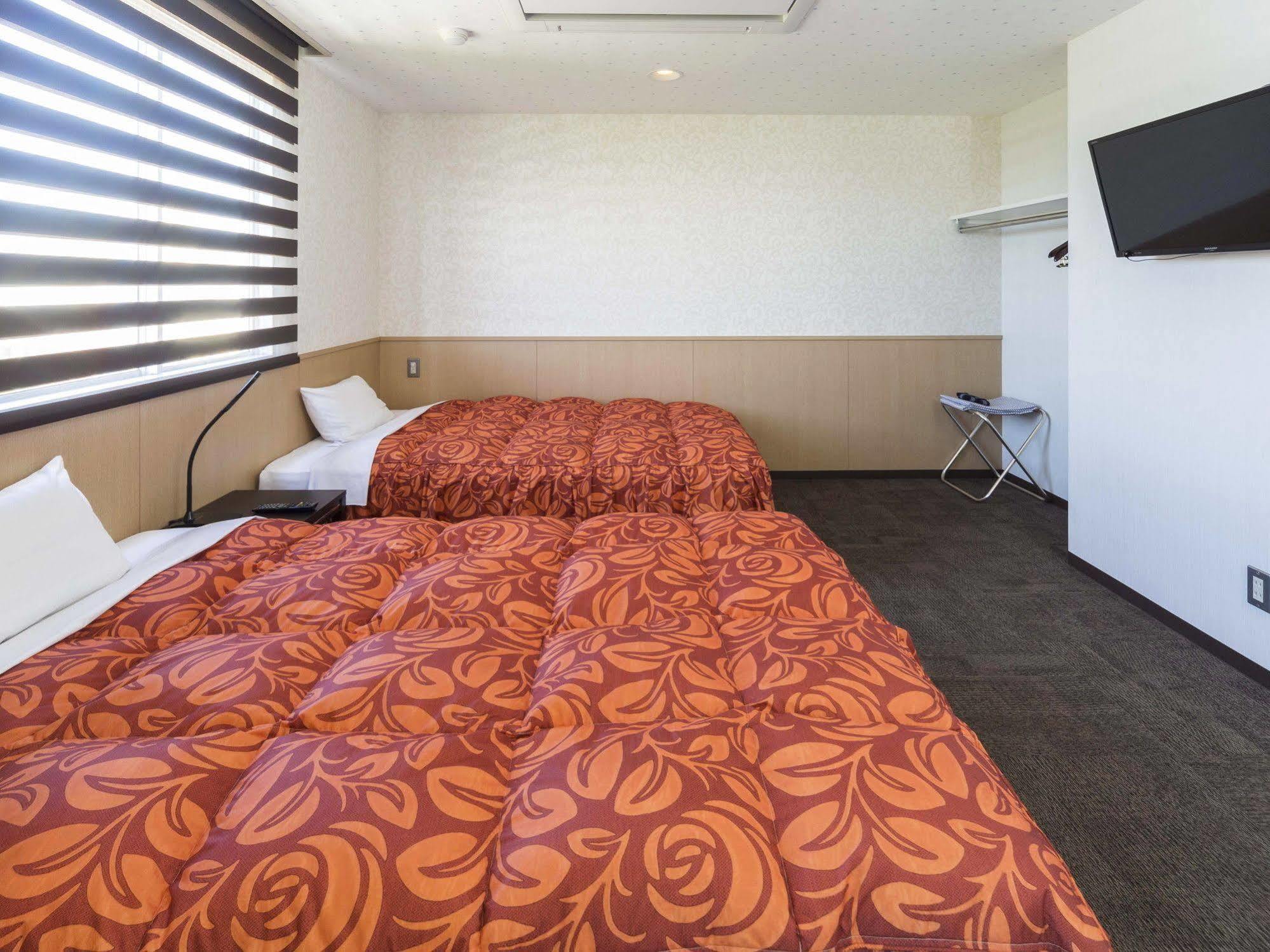 Hotel Minatoya Kōchi Extérieur photo